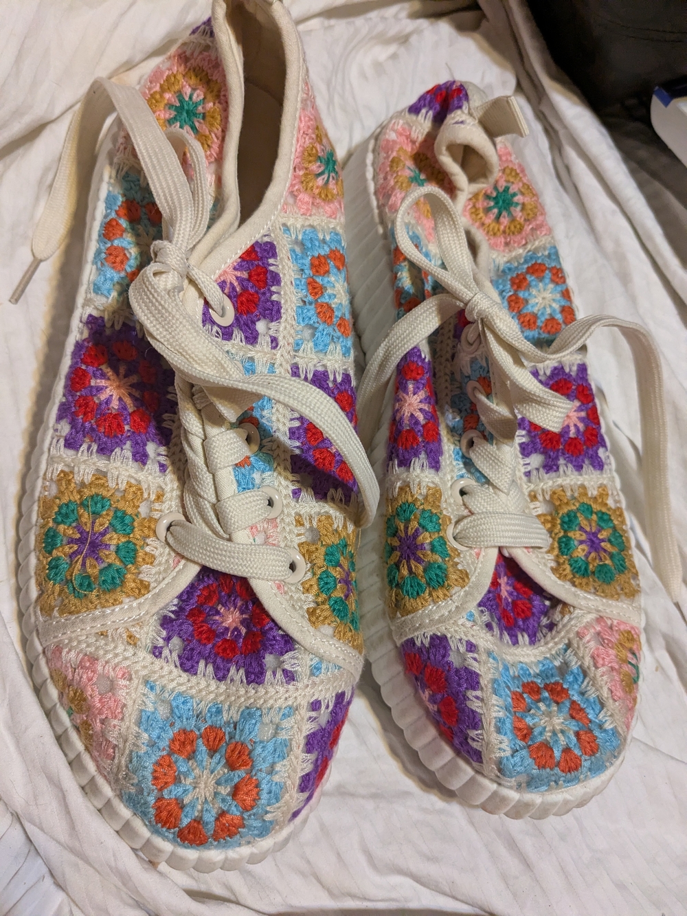 Taxi Crochet Platform Sneakers Size 9 Ladies Bohemian
